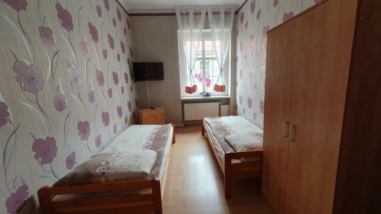 Pokoje Do Wynajecia Piastowska Międzyrzecz 외부 사진